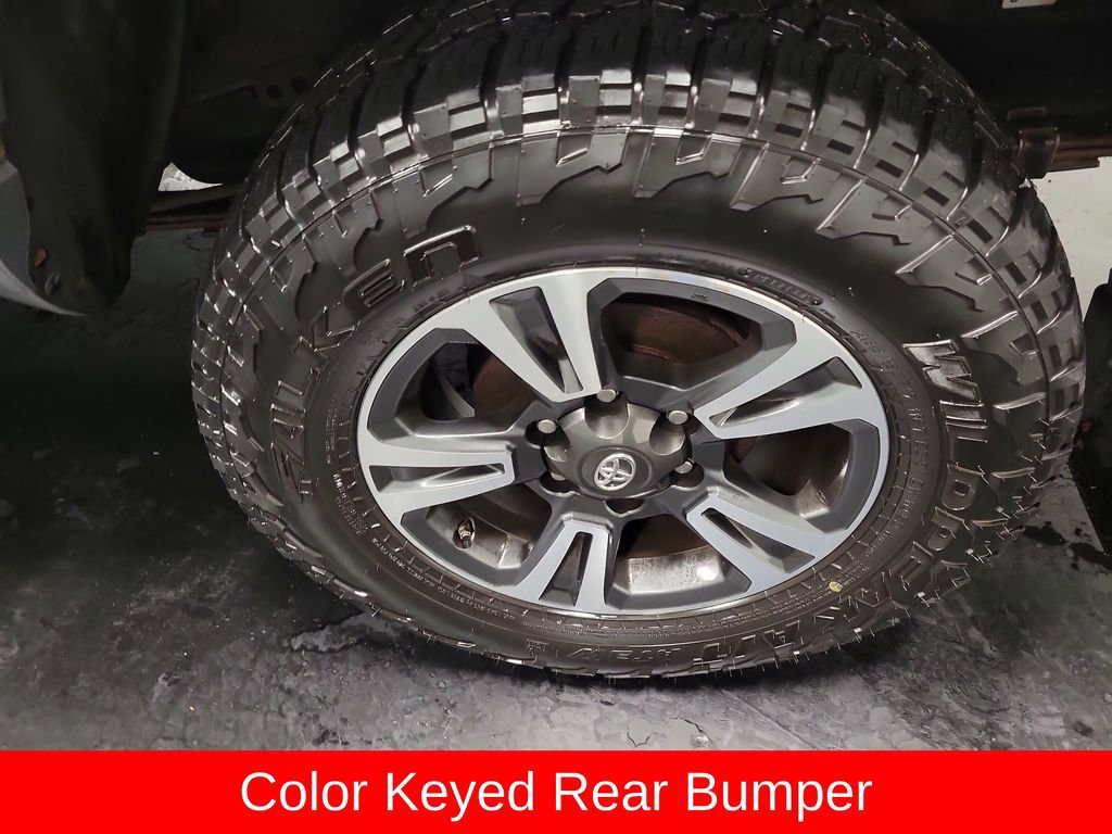 Used 2018 Toyota Tacoma TRD Sport image 10