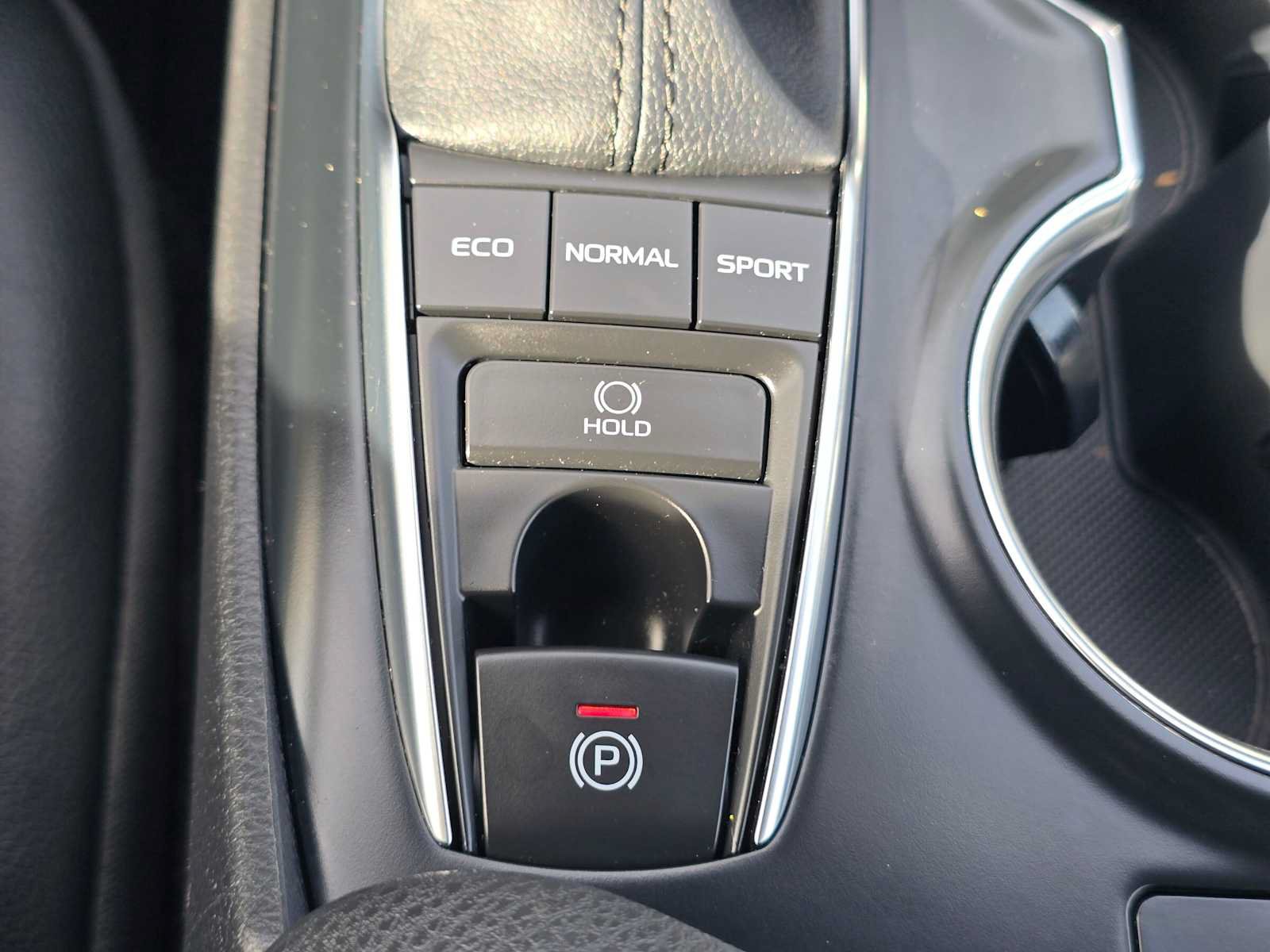 Used 2020 Toyota Camry XSE FWD image 29