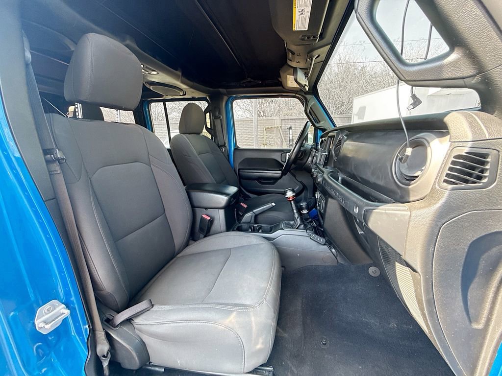 Used 2021 Jeep Wrangler Unlimited Sport image 31
