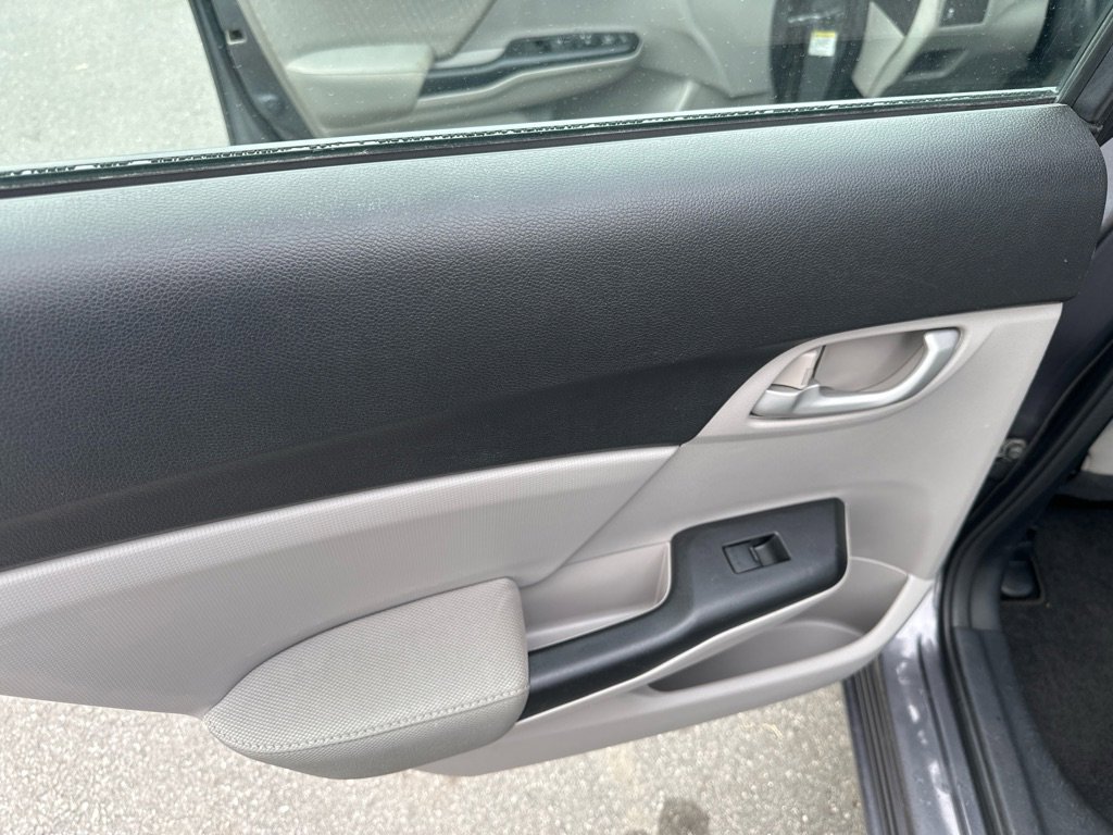 Used 2015 Honda Civic LX image 11