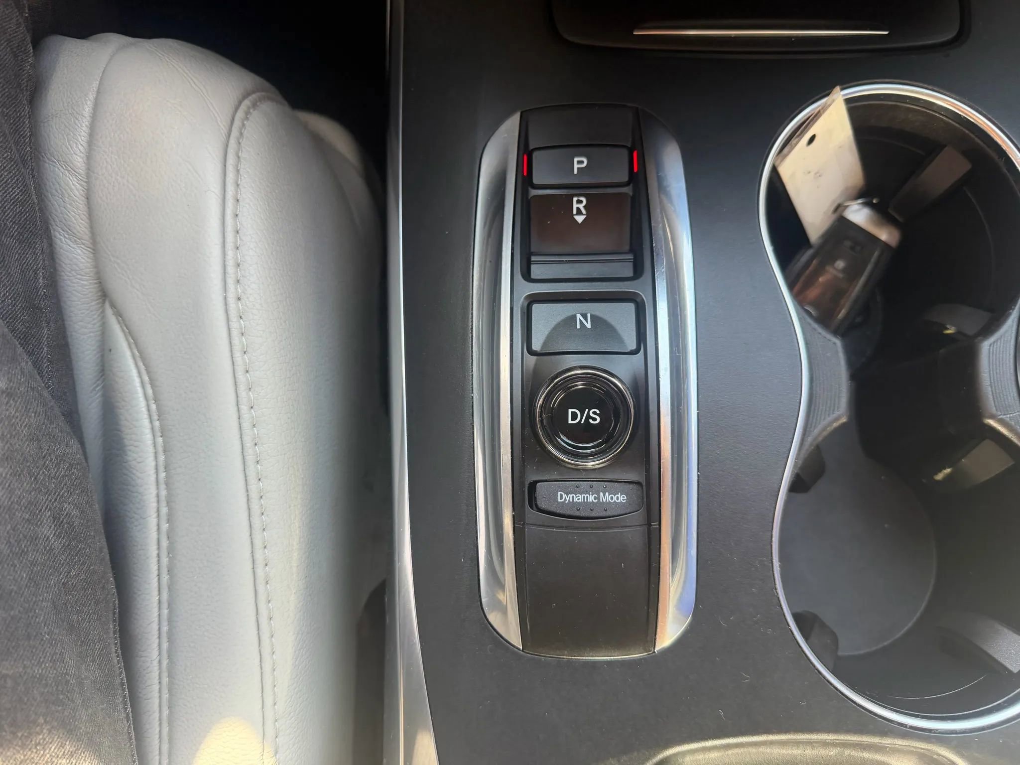 Used 2017 Acura MDX SH-AWD w/ Tech & Entertainment image 21