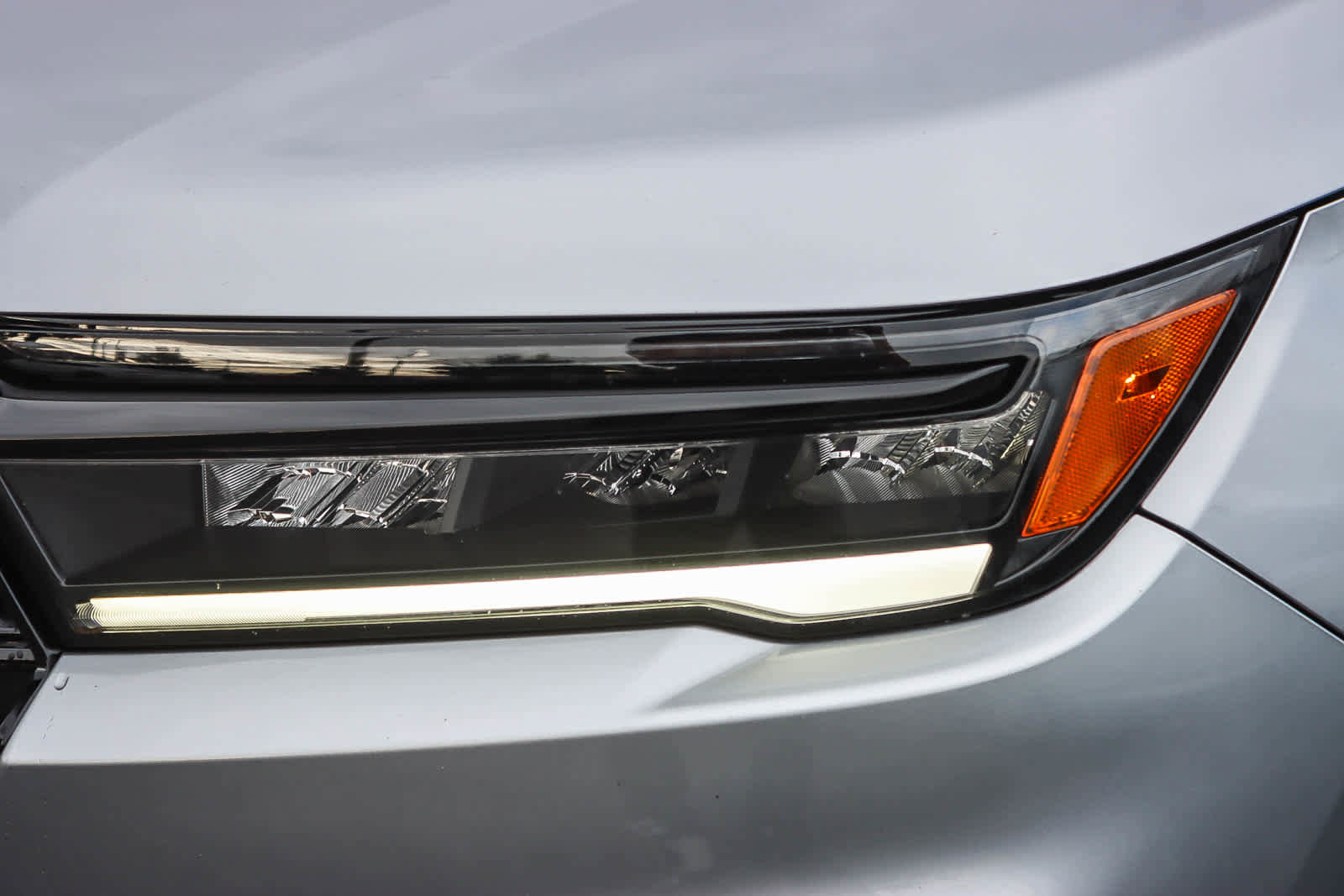 Used 2023 Honda Pilot TrailSport image 7