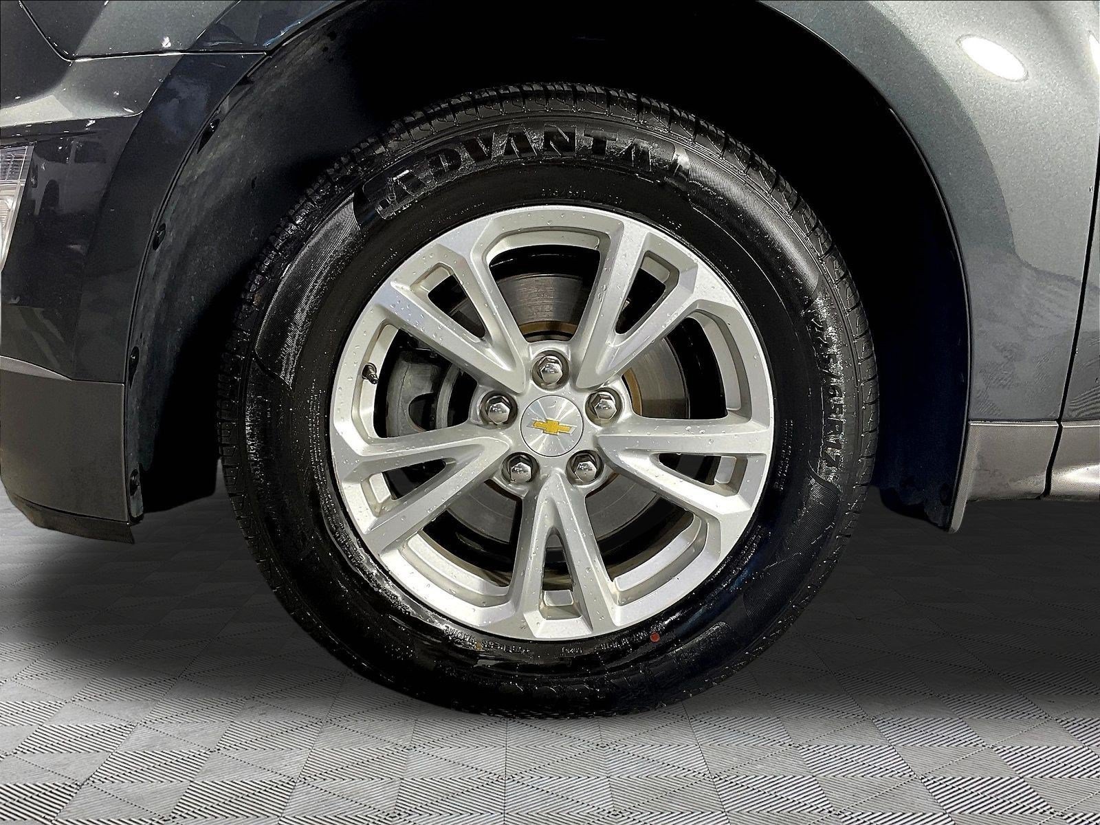 Used 2017 Chevrolet Equinox LT w/ Convenience Package FWD image 32