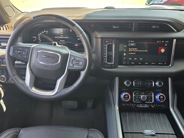Used 2023 GMC Yukon XL Denali w/ Advanced Technology Package image 13