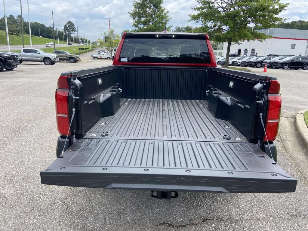 Used 2025 Toyota Tacoma SR w/ Towing Package AWD/4WD image 8