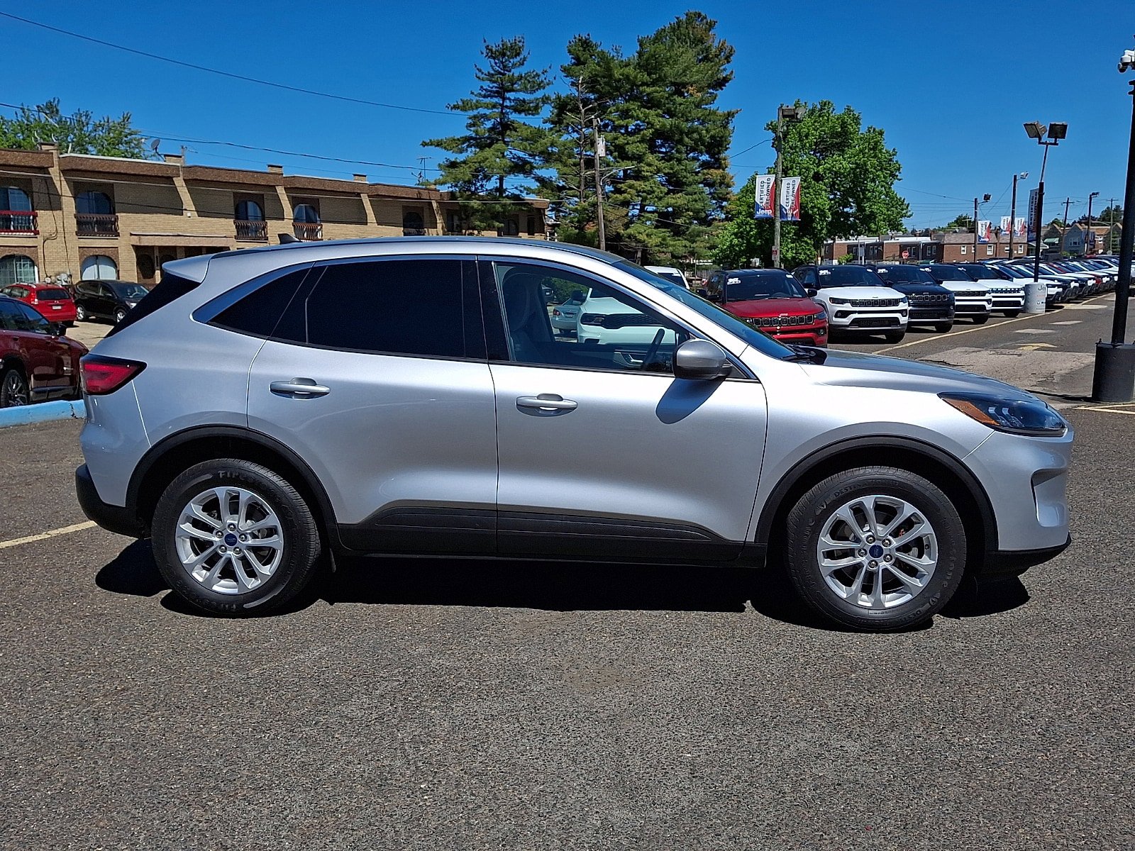 Used 2020 Ford Escape SE AWD/4WD image 7