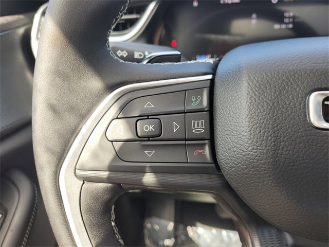 New 2025 Jeep Grand Cherokee Altitude image 28