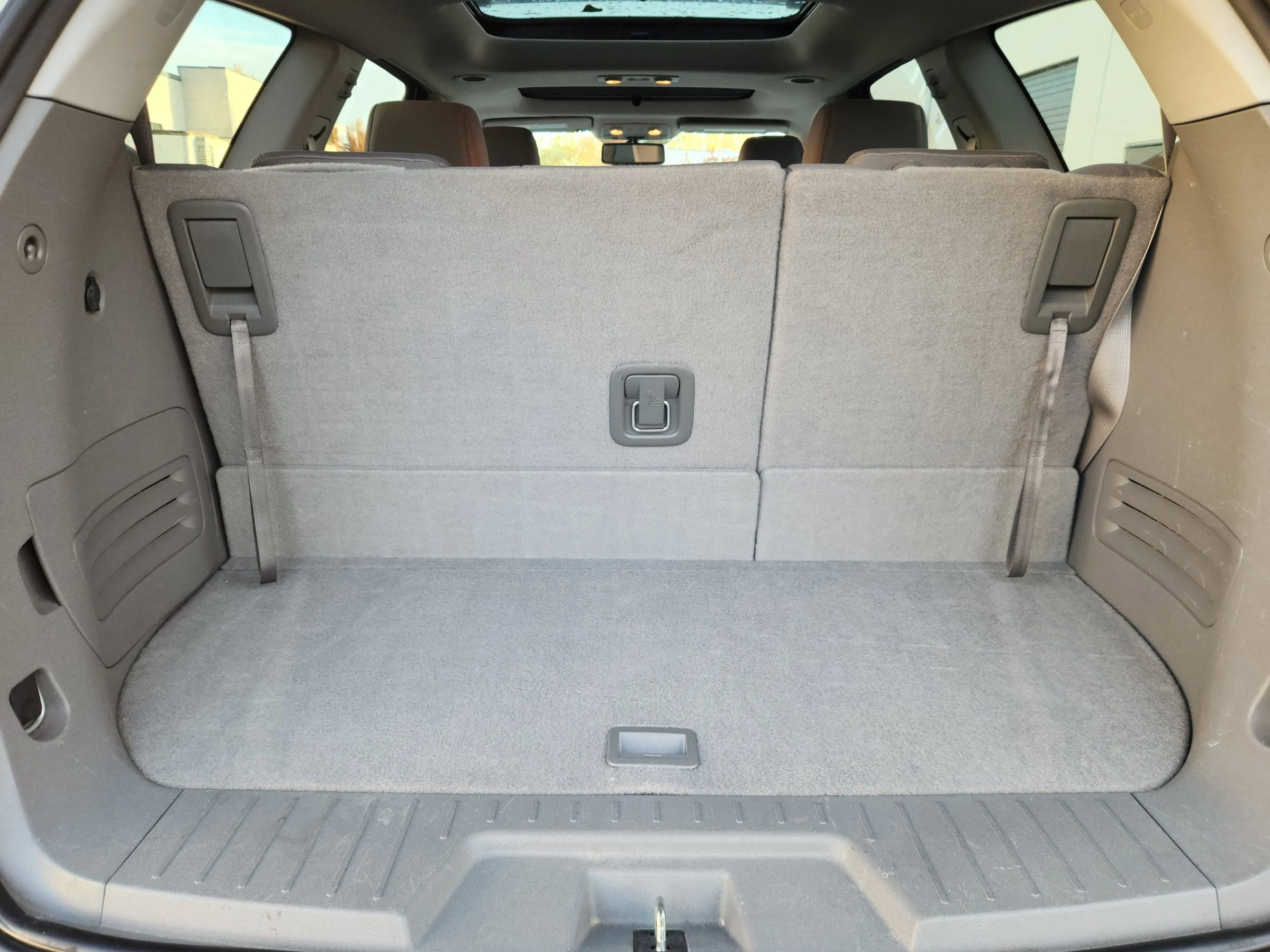 Used 2011 Chevrolet Traverse LT w/ Personal Connectivity Package image 19