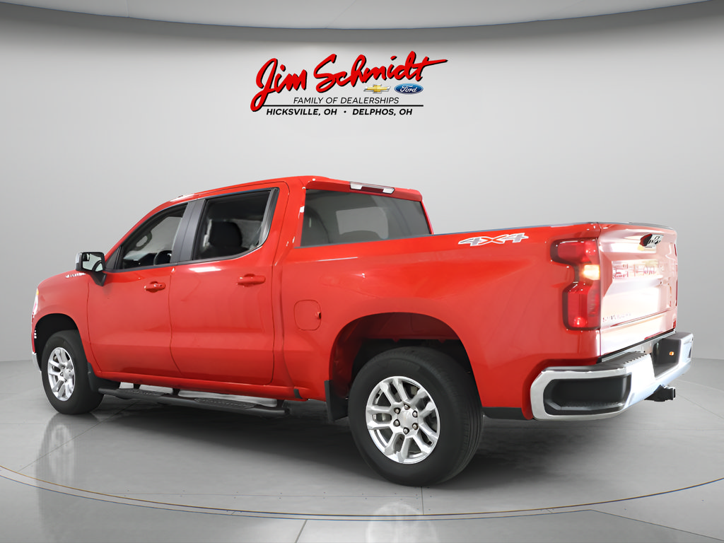 Used 2024 Chevrolet Silverado 1500 LT AWD/4WD image 4