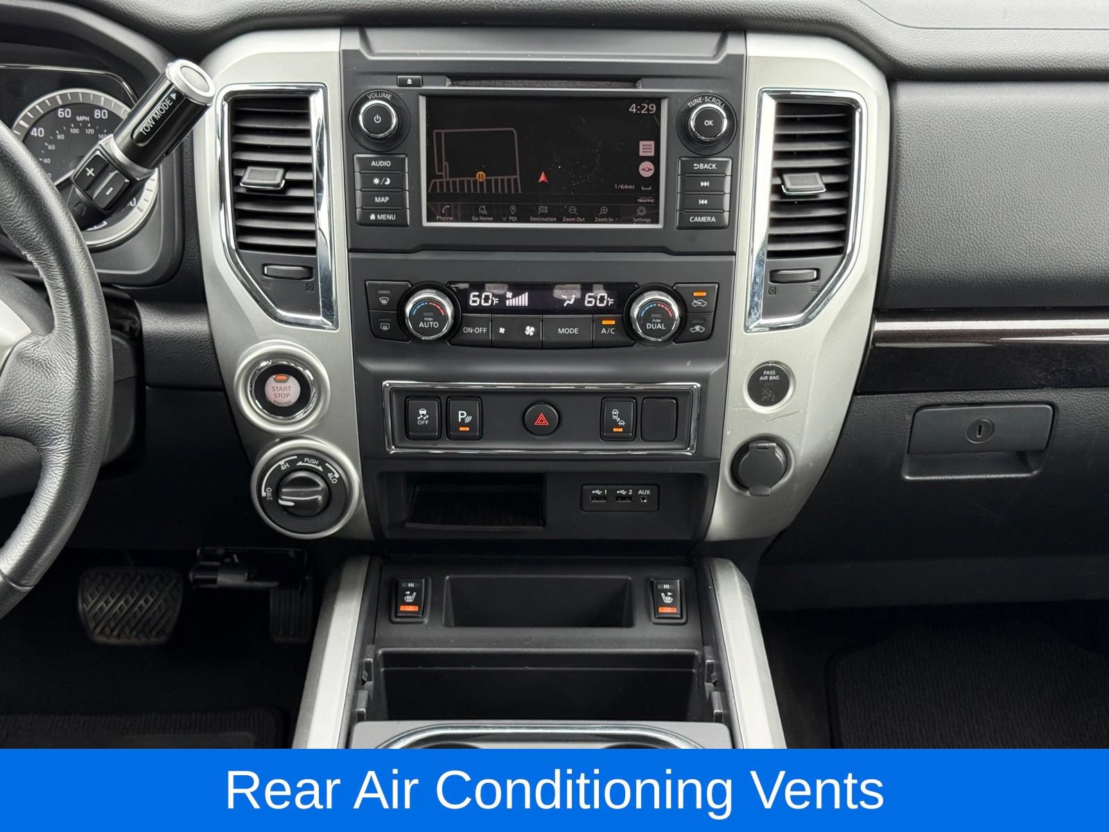 Used 2019 Nissan Titan SV w/ SV Convenience Package AWD/4WD image 25
