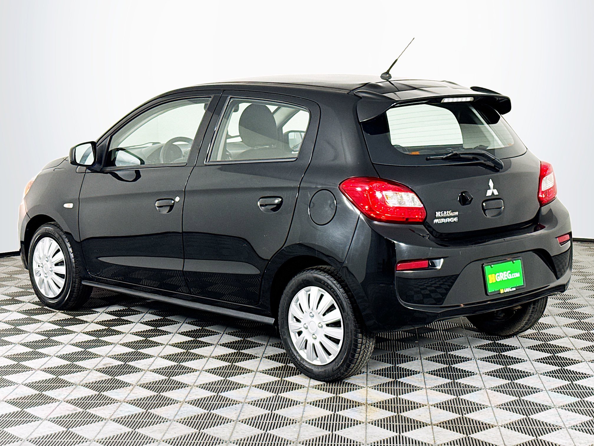 Used 2020 Mitsubishi Mirage ES image 6