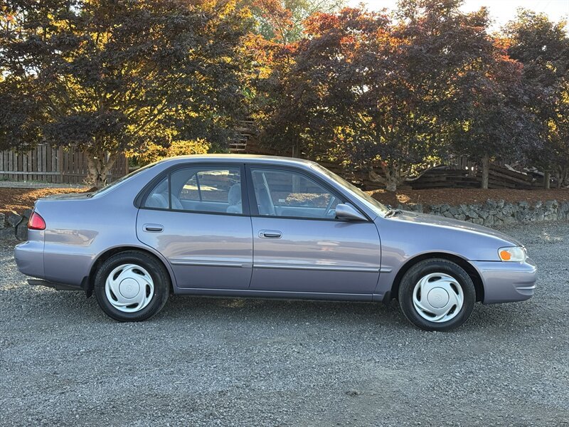 Used 1998 Toyota Corolla LE FWD image 6