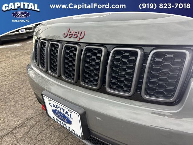 Used 2021 Jeep Grand Cherokee Trailhawk w/ Trailhawk Luxury Group image 10