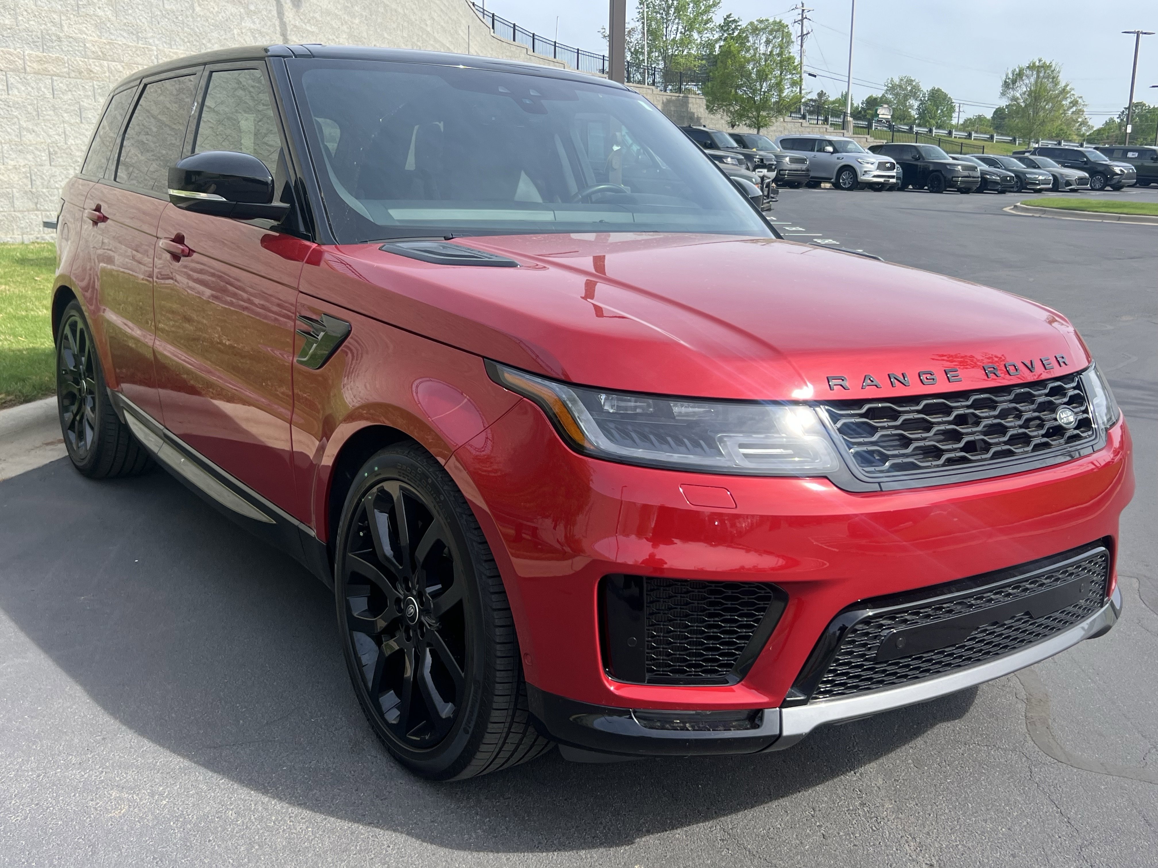 Certified 2022 Land Rover Range Rover Sport HSE Silver Edition image 9