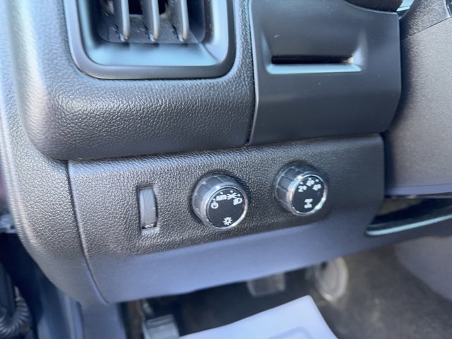 Used 2015 Chevrolet Colorado LT image 10