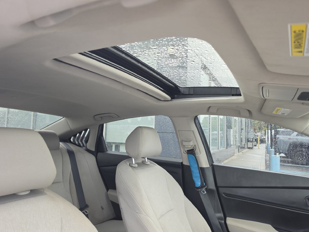 Used 2025 Honda Accord SE image 25