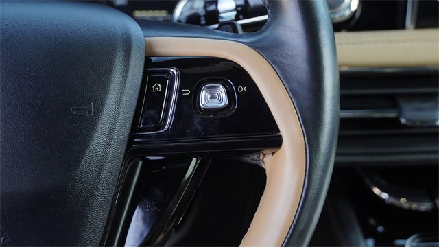 Used 2020 Lincoln Corsair Reserve w/ Equipment Group 201A image 28