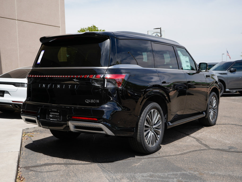 New 2026 INFINITI QX80 Luxe w/ Cargo Package AWD/4WD image 11