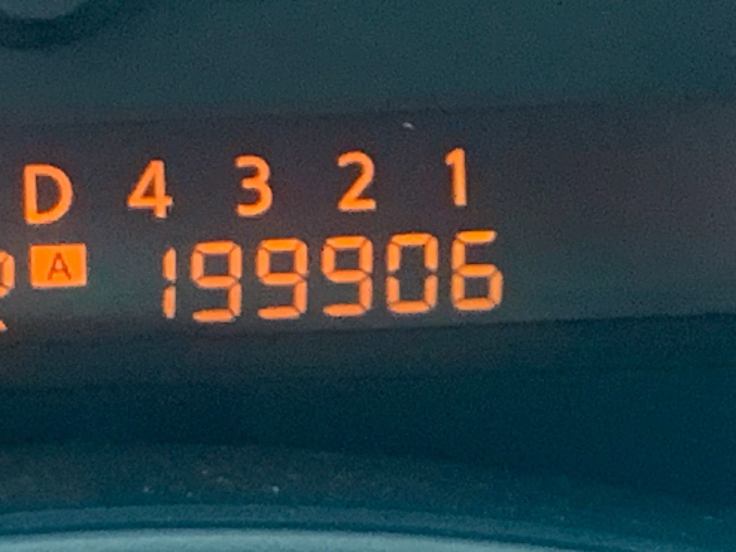 Used 2006 Nissan Armada LE image 12