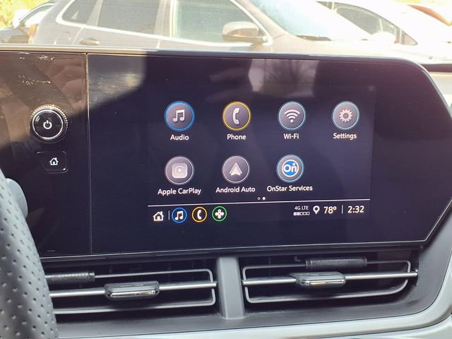 Used 2024 Chevrolet Trax RS w/ Driver Confidence Package FWD image 11