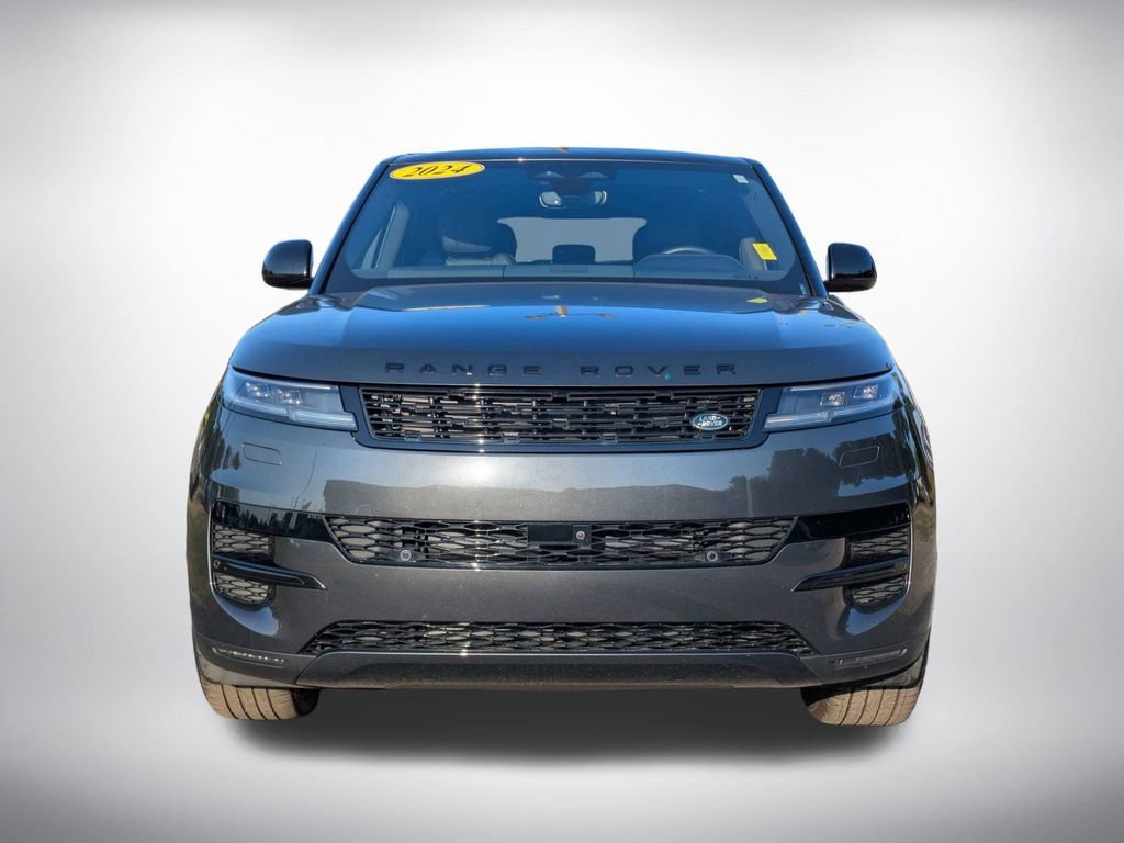 Used 2024 Land Rover Range Rover Sport SE AWD/4WD image 9