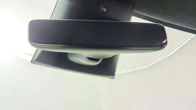 Used 2022 Tesla Model S image 54