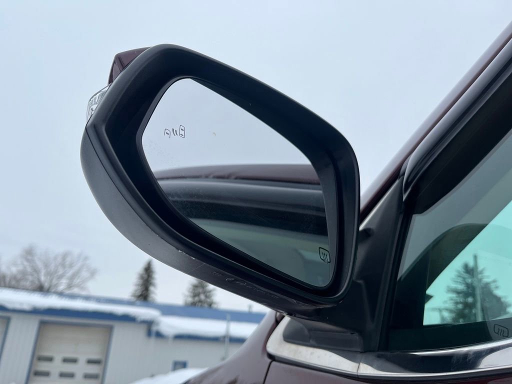 Used 2018 Toyota Highlander XLE AWD/4WD image 12