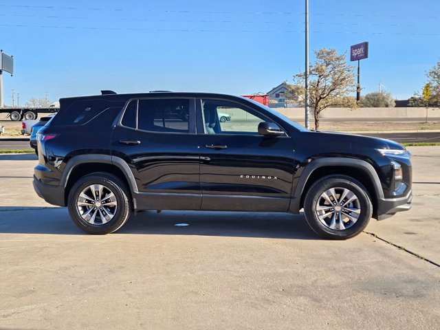 Used 2025 Chevrolet Equinox LT image 4