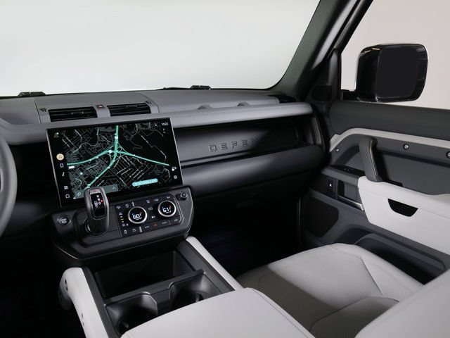New 2026 Land Rover Defender 110 S AWD/4WD image 17
