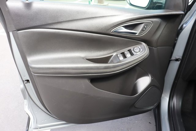 Used 2025 Buick Encore GX Preferred FWD image 9