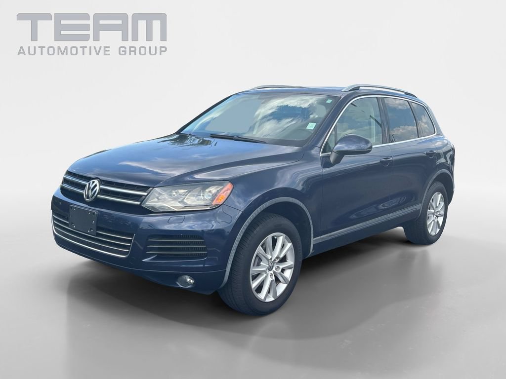 Used 2013 Volkswagen Touareg TDI AWD/4WD image 3