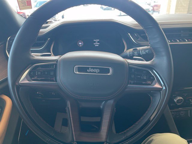 Used 2025 Jeep Grand Cherokee Summit w/ Obsidian Package AWD/4WD image 30