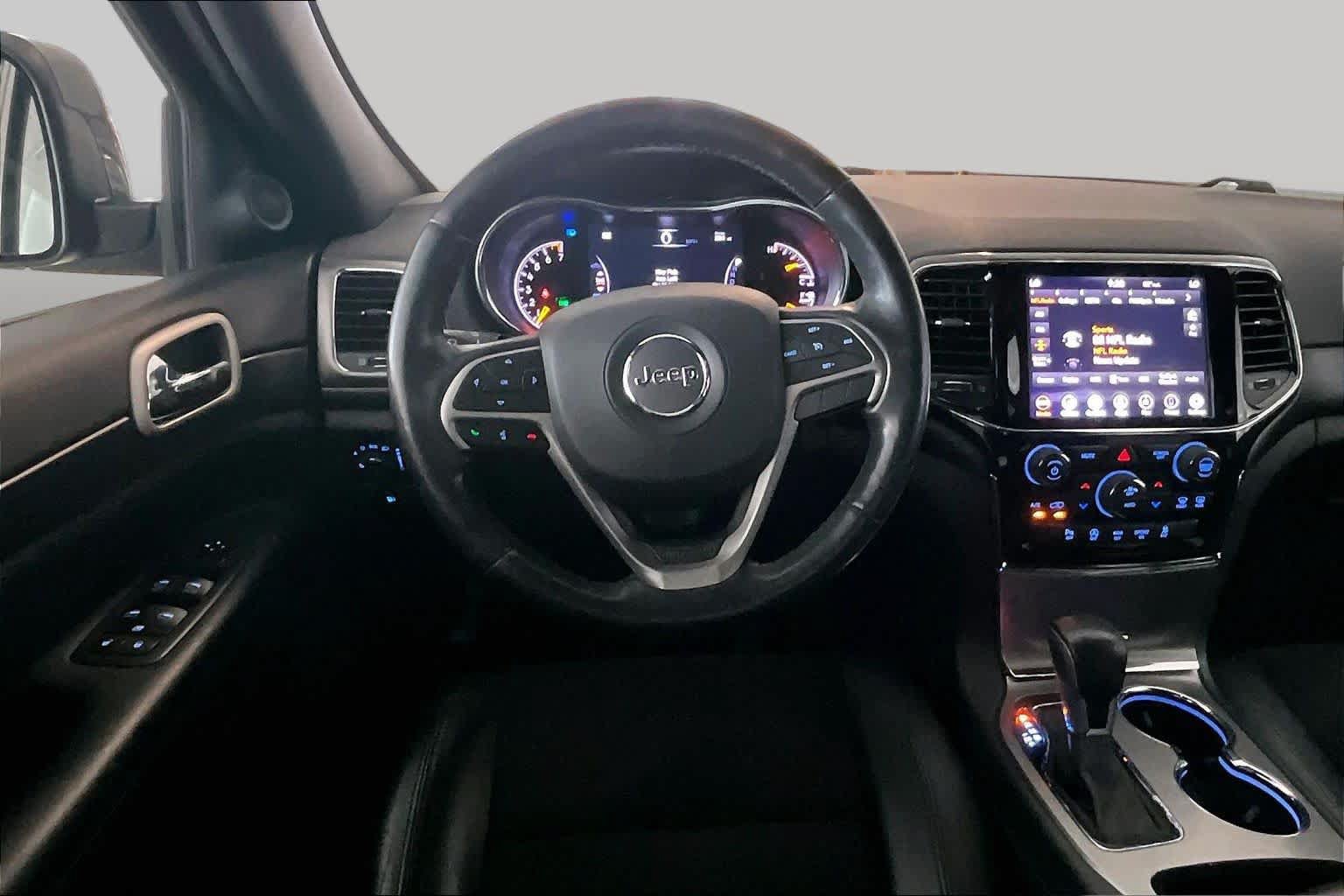 Used 2020 Jeep Grand Cherokee Altitude RWD image 5