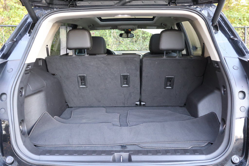 Used 2024 GMC Terrain Denali w/ Black Diamond Edition AWD/4WD image 50