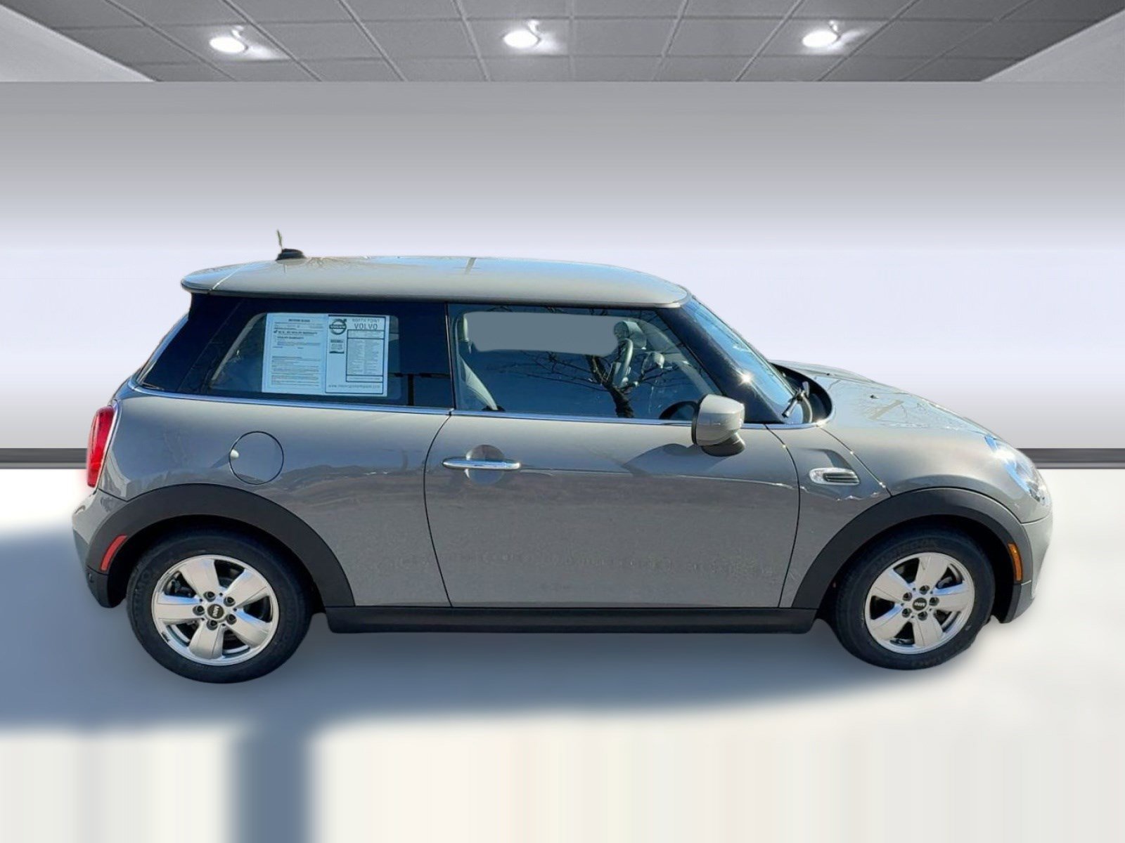 Used 2021 MINI Cooper 2-Door Hardtop image 8