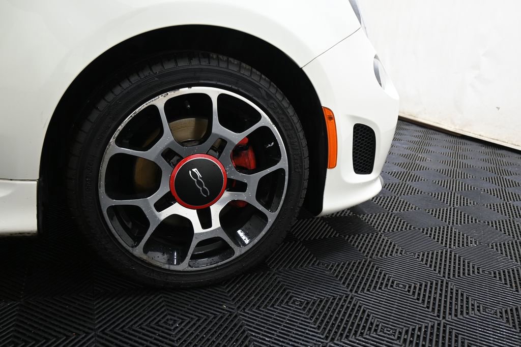 Used 2013 FIAT 500 Turbo w/ Beats Audio Pkg FWD image 24