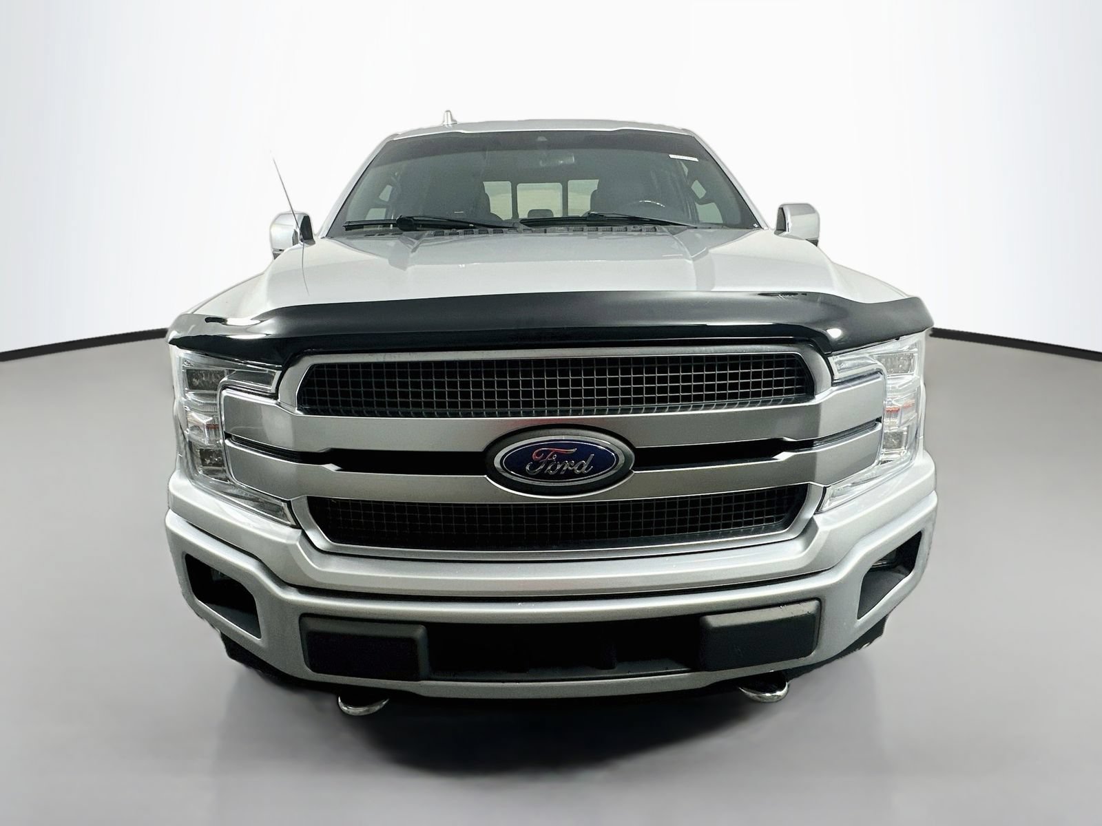 Used 2019 Ford F150 Platinum AWD/4WD image 2