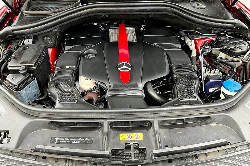 Used 2016 Mercedes-Benz GLE 450 4MATIC Coupe w/ Premium Package image 9