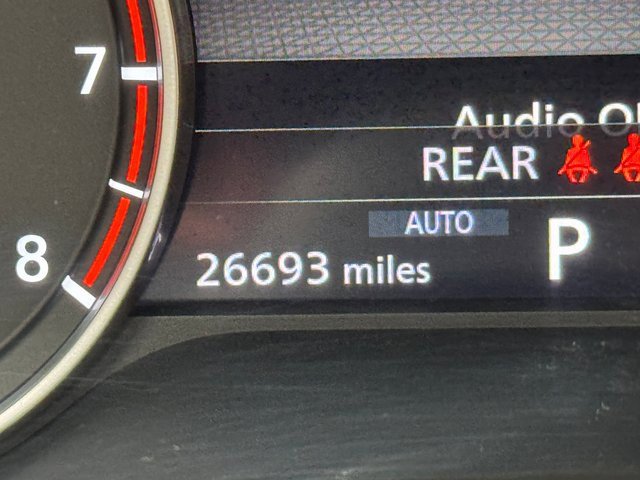 Used 2022 Nissan Rogue SV w/ SV Premium Package image 16