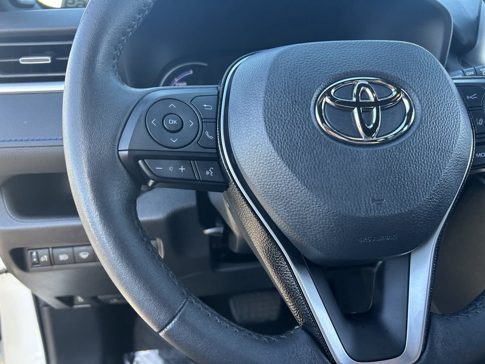Used 2021 Toyota RAV4 XSE w/ XSE Grade Weather Package AWD/4WD image 27