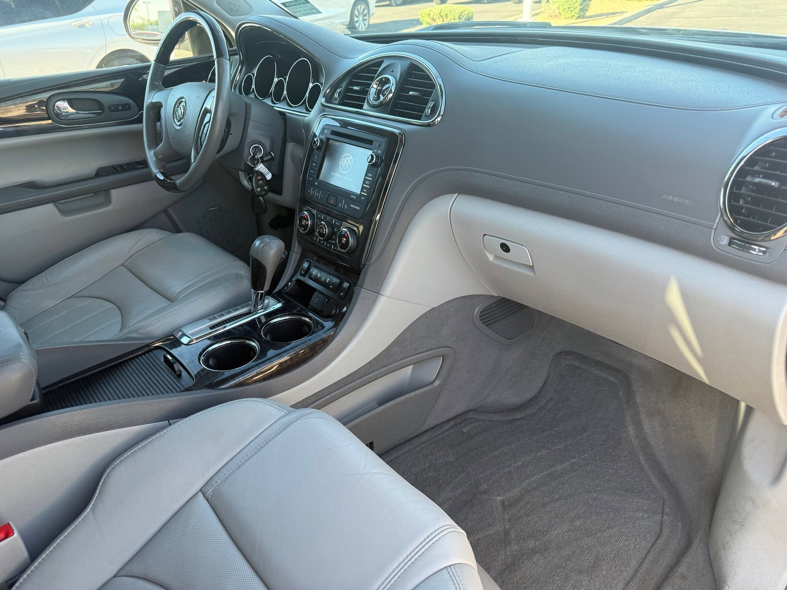 Used 2015 Buick Enclave Premium image 30