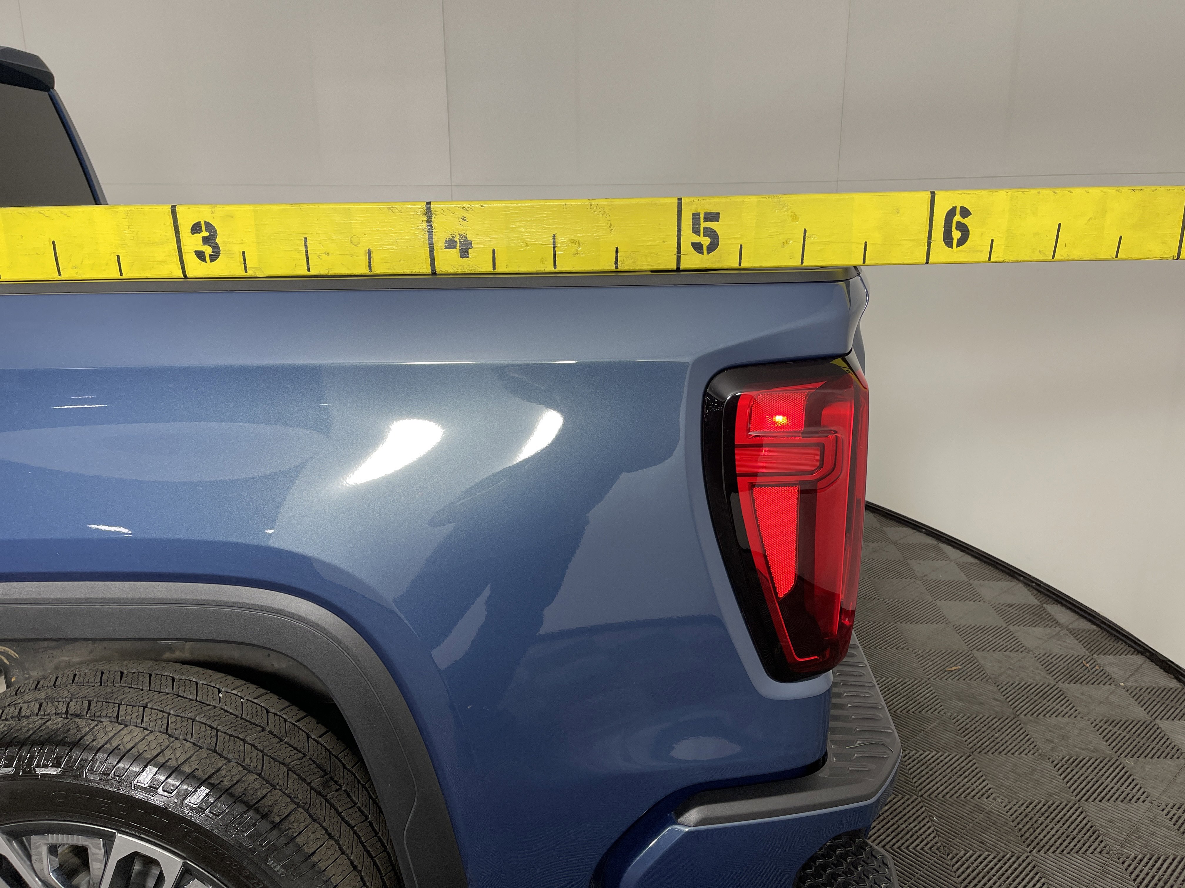 Used 2024 GMC Sierra 1500 Denali Ultimate image 10