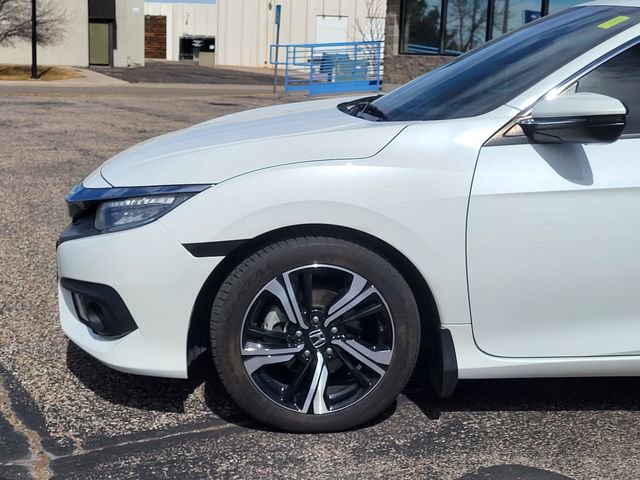 Used 2017 Honda Civic Touring image 9