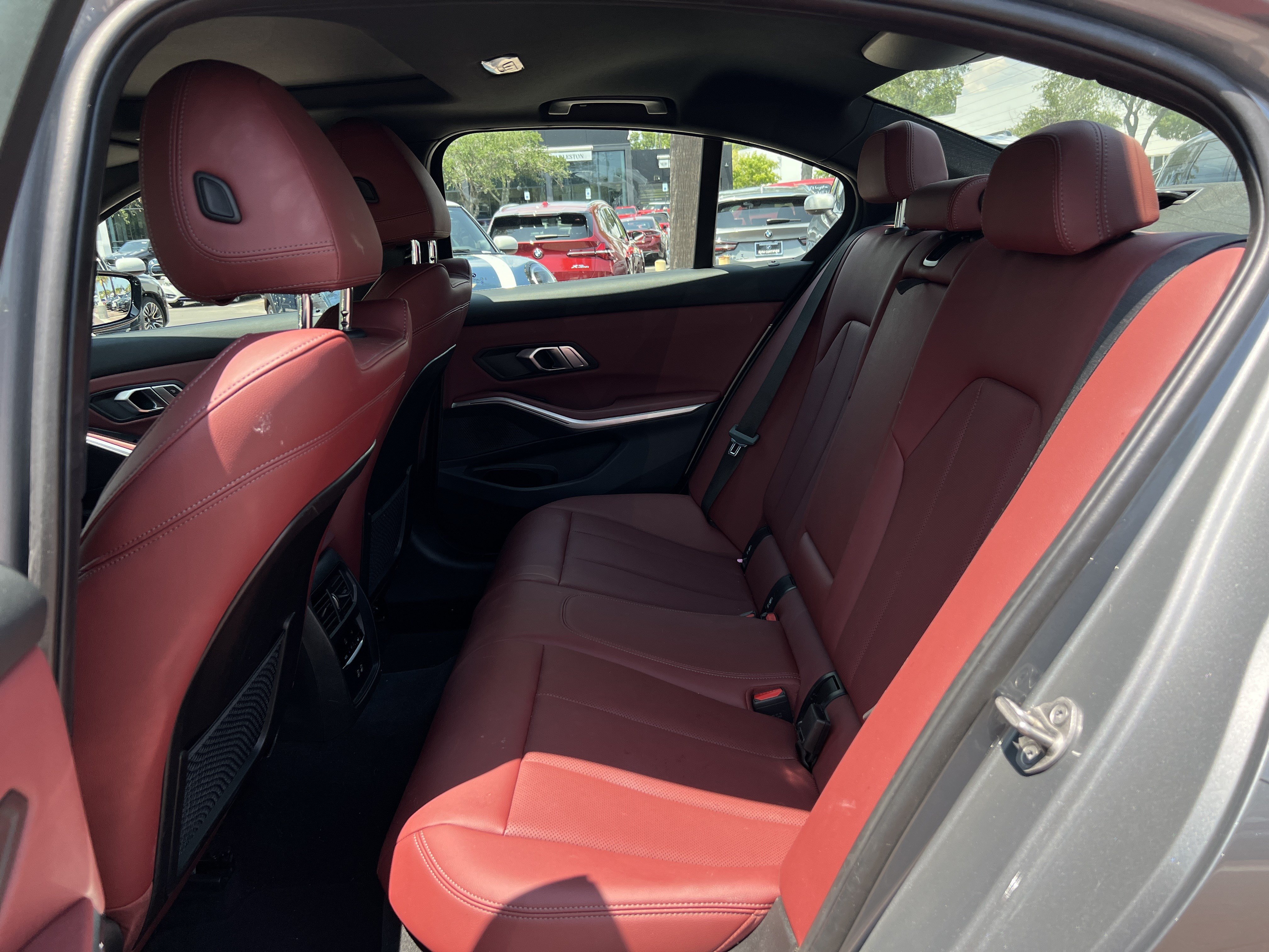 Used 2023 BMW 330e RWD image 31