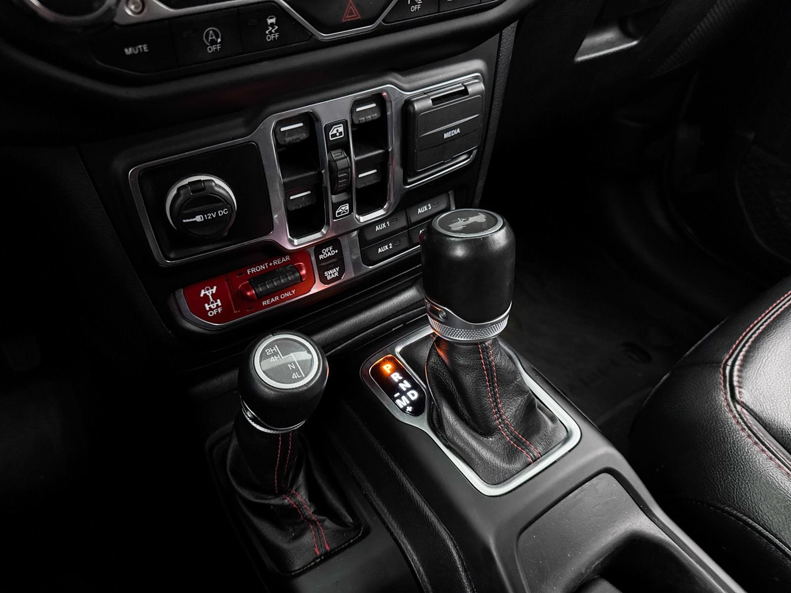 Used 2021 Jeep Wrangler Unlimited Rubicon AWD/4WD image 25