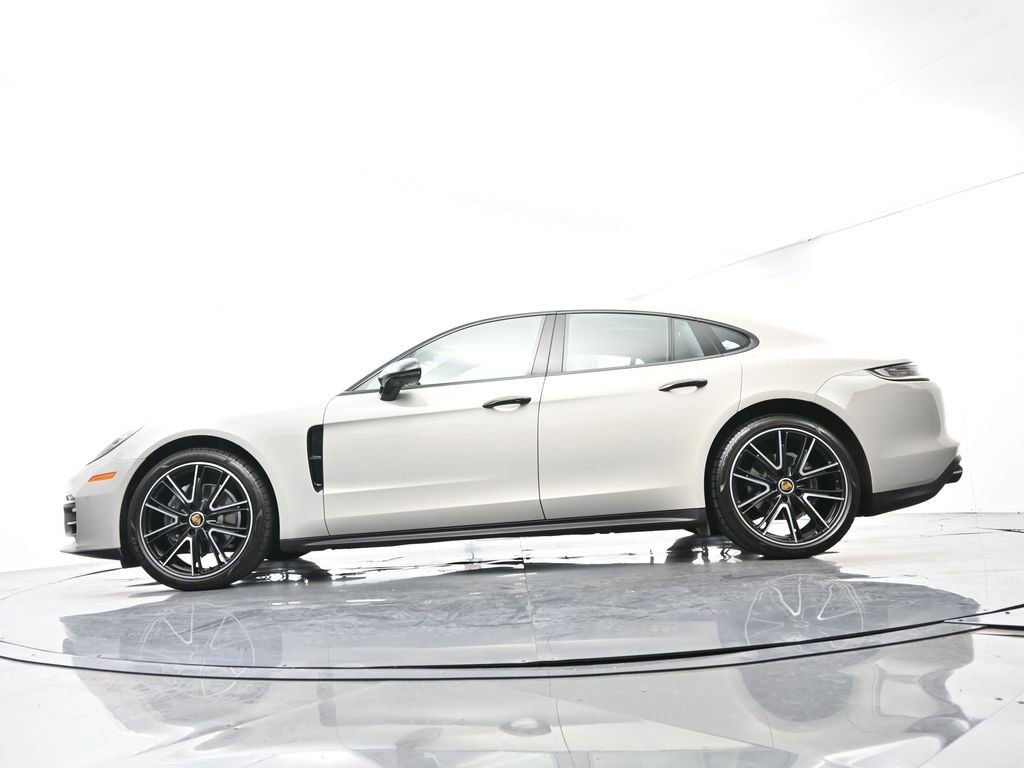 Certified 2022 Porsche Panamera Platinum Edition image 50