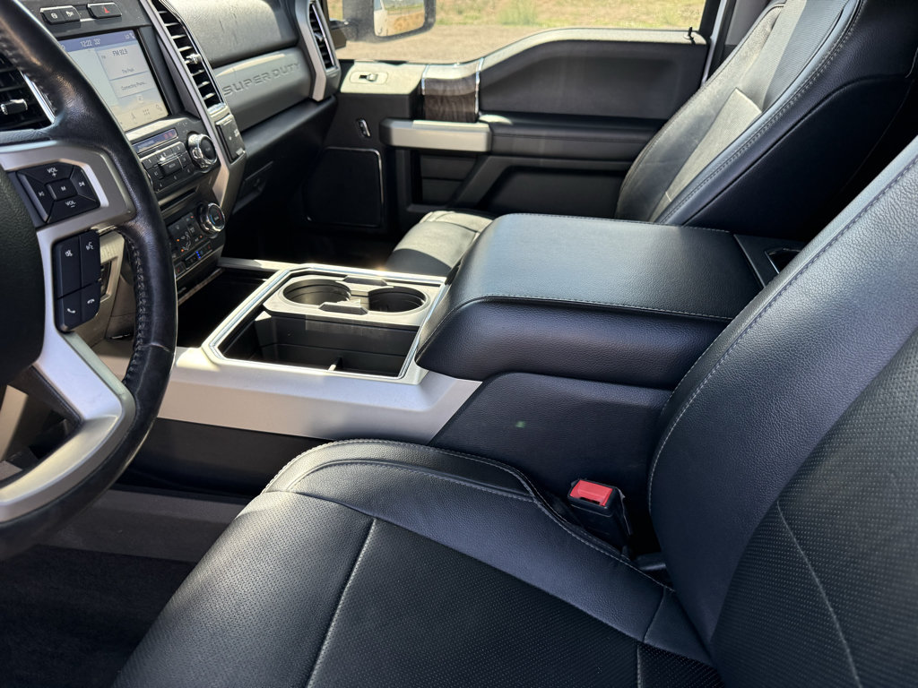 Used 2018 Ford F350 Lariat w/ Lariat Ultimate Package AWD/4WD image 27