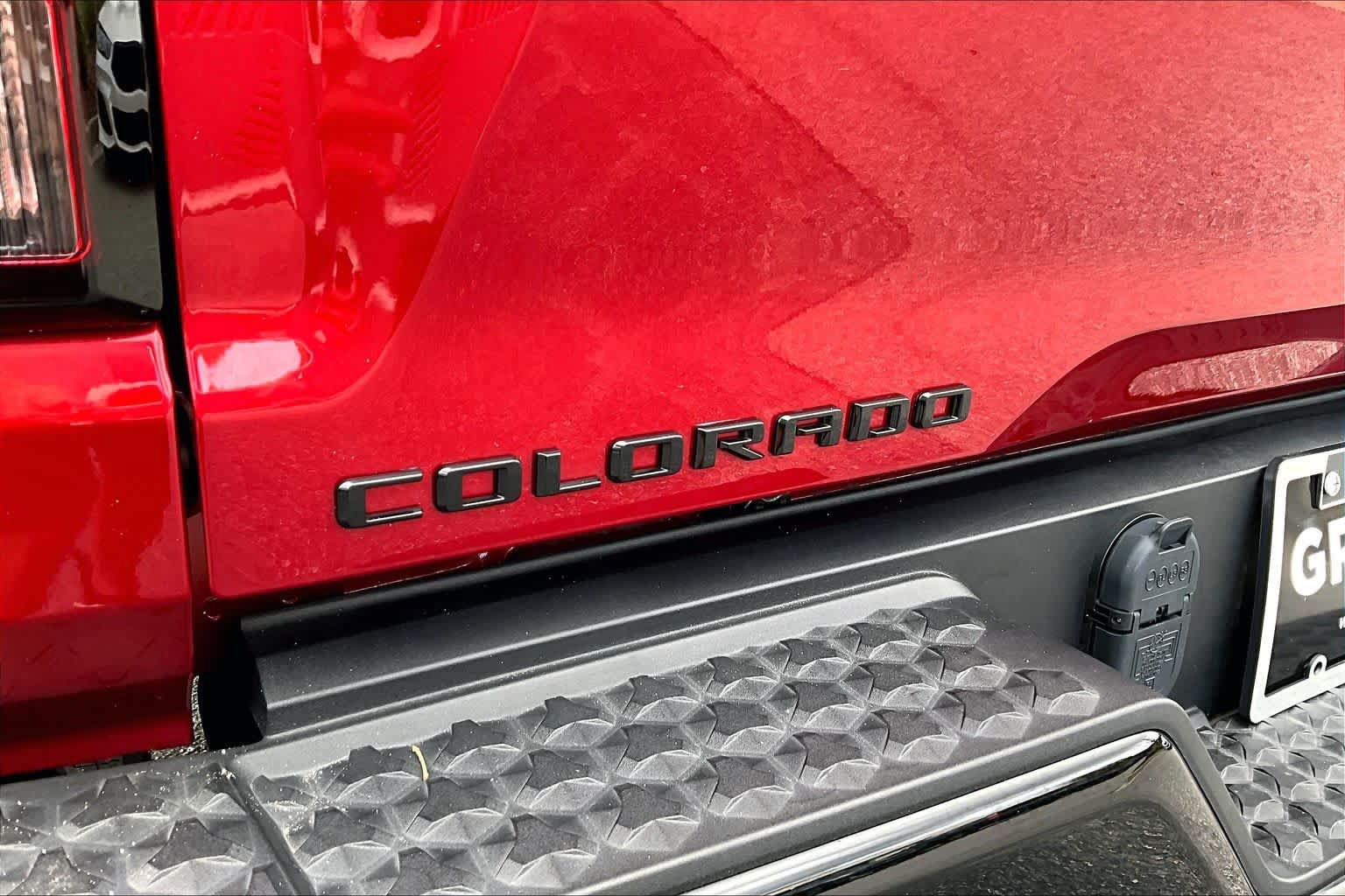 Used 2025 Chevrolet Colorado Z71 w/ Midnight Edition AWD/4WD image 31