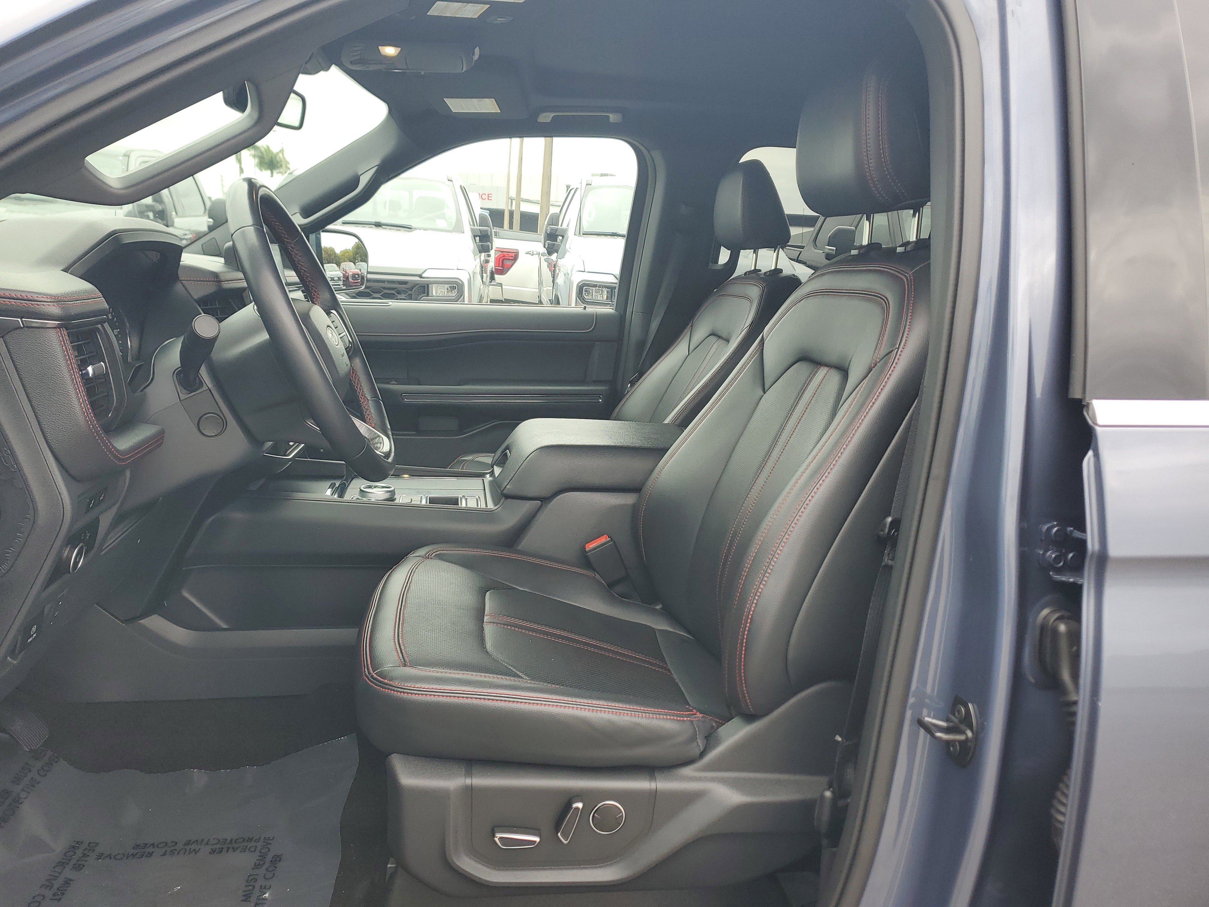 Certified 2023 Ford Expedition Limited image 12