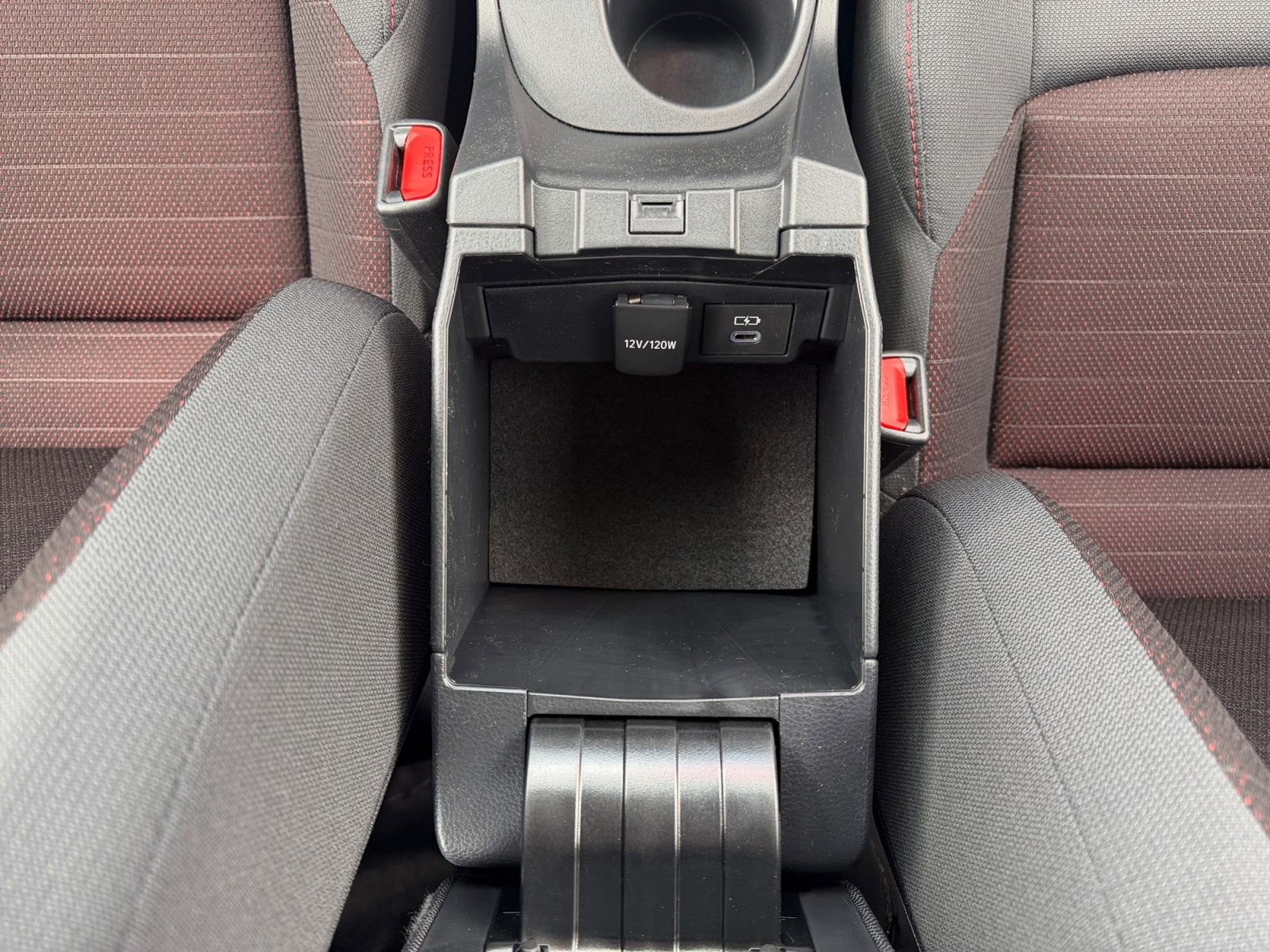 Certified 2026 Toyota Corolla SE w/ SE Package image 23